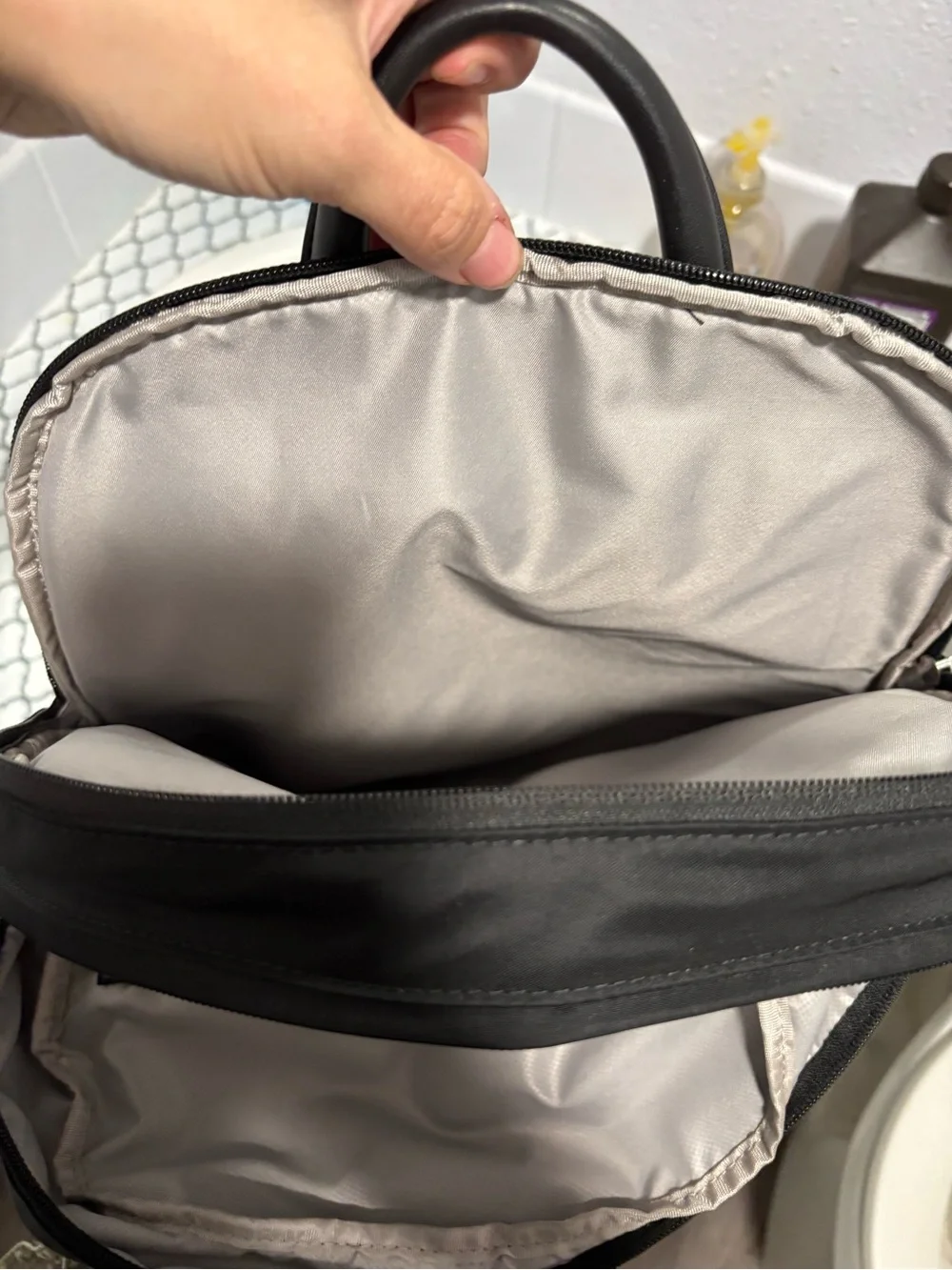 Tumi voyager carson